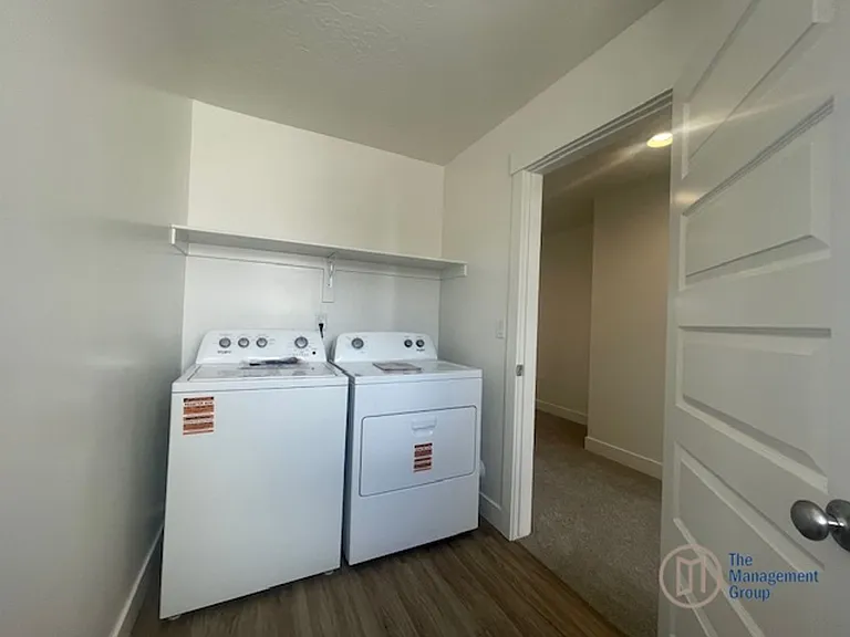 4179 E Elrond Ln — Photo 16