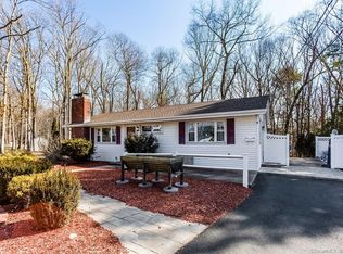 86 Oak St, South Windsor, CT 06074