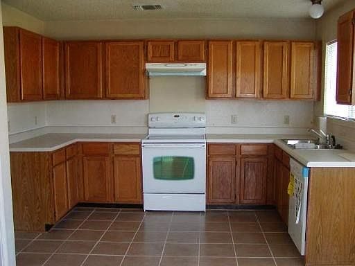 4th image of 6615 QUAIL LAKE DR
