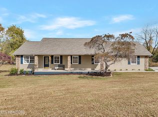 851 Eagle View Dr, Kodak, TN 37764