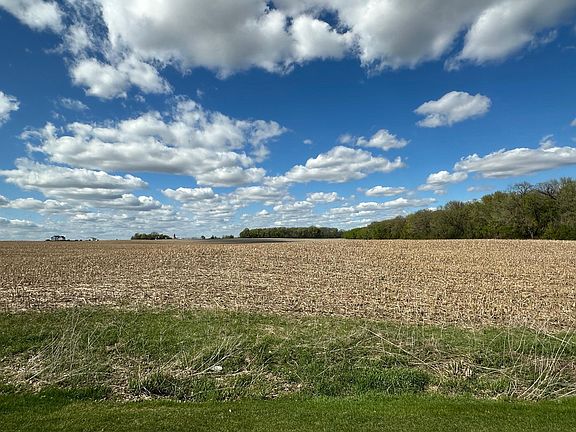 3rd image of 1775 Patriot Rd