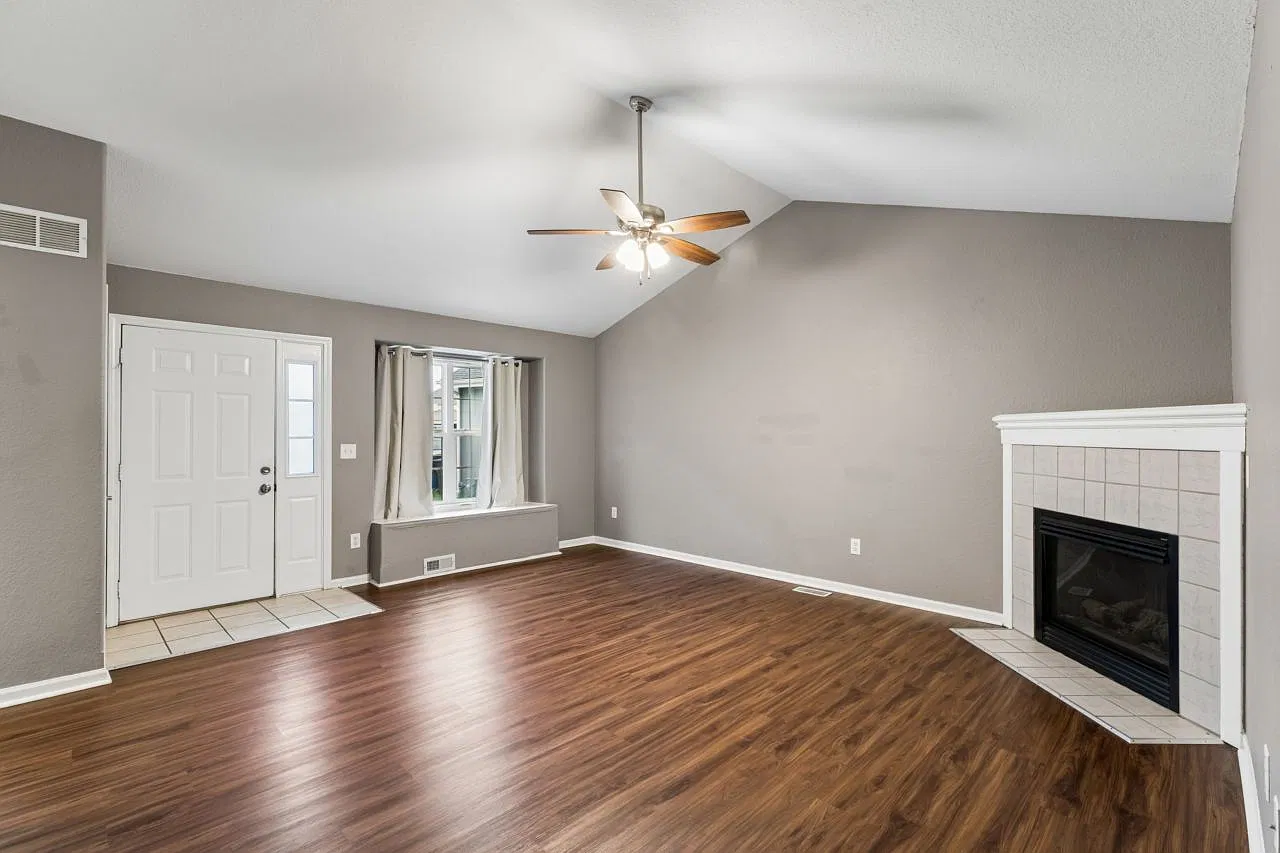 4 bed, 3.0 bath, 1542 sqft, $2,150 — Photo 2