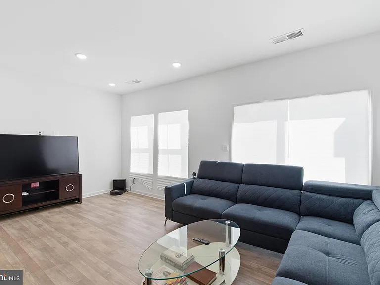 2618 Grey Wolf Ln — Photo 4