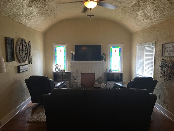 4th image of 510 Carey Pl