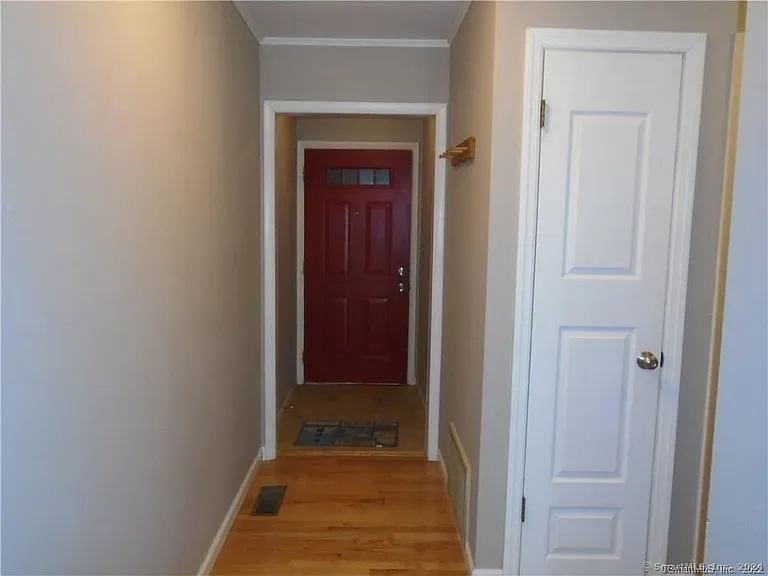 291 Hope St #A6 — Photo 2