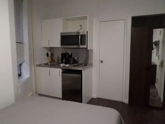 Rented by GPS Realty NYC | media 8