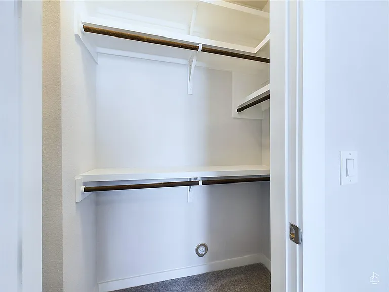 12001 Vista Parke Dr #904 — Photo 14