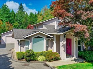 833 104th Ave SE, Bellevue, WA 98004
