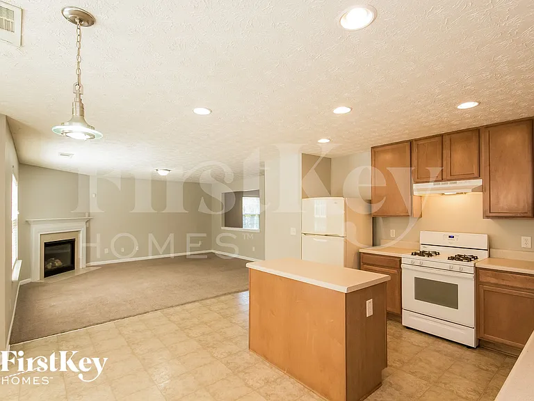 3545 Bridgeshaw Dr — Photo 7