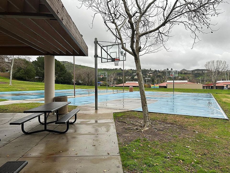 1st image of 4439 Sevenoaks Ct #1