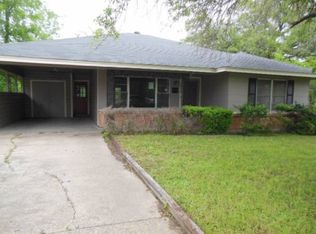 1012 E 27th St, Bryan, TX 77803