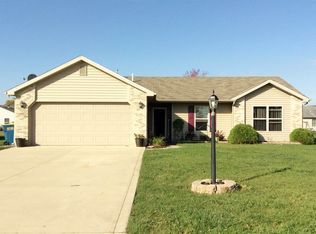 715 Heatherwood Ln, Ossian, IN 46777