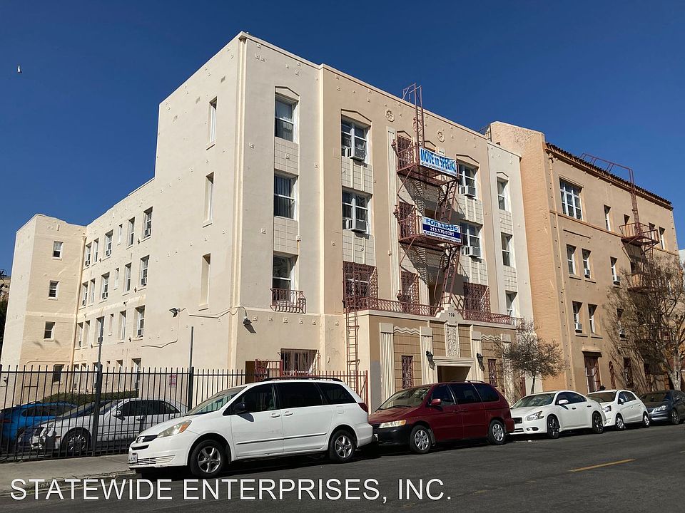 1st image of 709 S Mariposa Ave APT 306