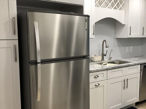 3rd image of 675 W Lake Jasmine Cir Unit 675-108