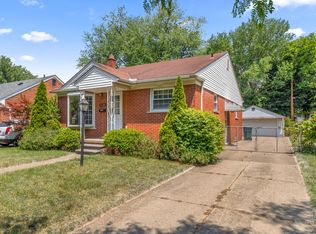 2933 Geneva St, Dearborn, MI 48124