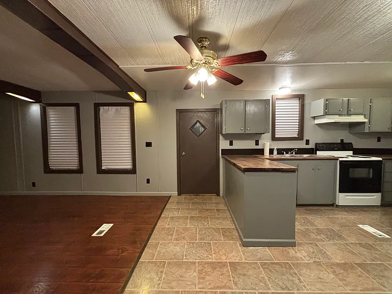117 Linda Lee Ct — Photo 8