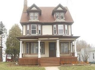914 Clyman St, Watertown, WI 53094