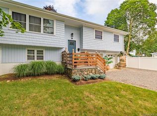 6 Bartlett Ave, Norwalk, CT 06850