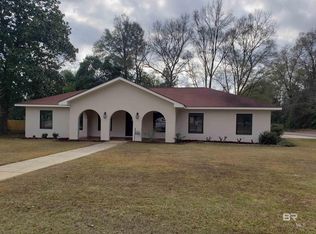 100 Terry Dr, East Brewton, AL 36426
