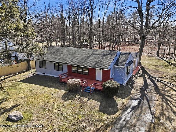 5th image of 108 Sharbaugh Rd