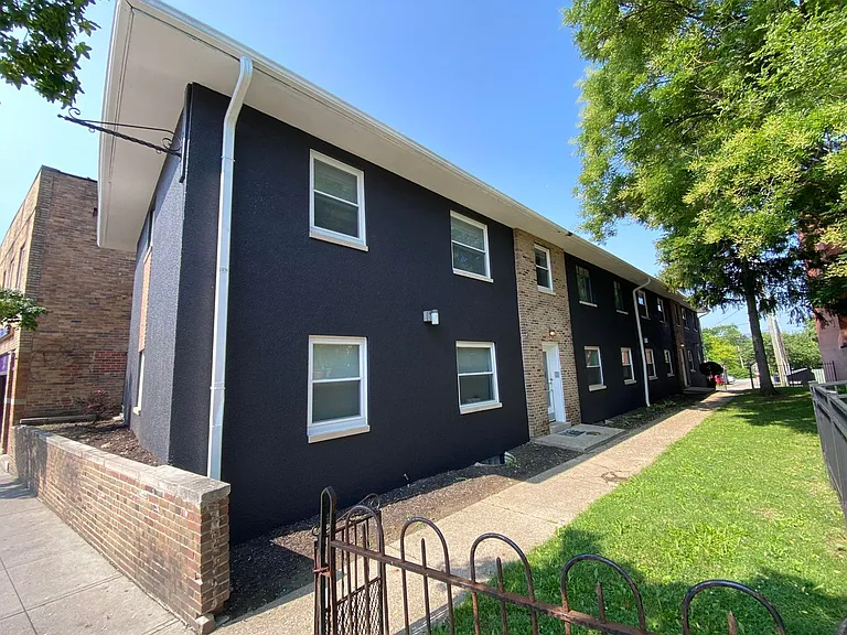 N High St 2213-2215 TPP — Photo 1