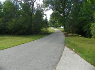 13196 Pine Island Dr NE, Sparta, MI