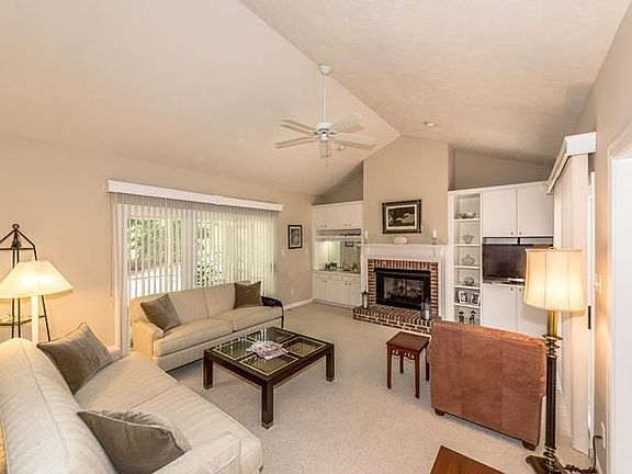 Spur Place - Family Room