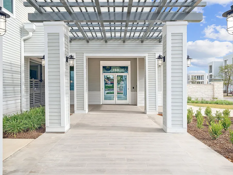 Leasing Office Entry