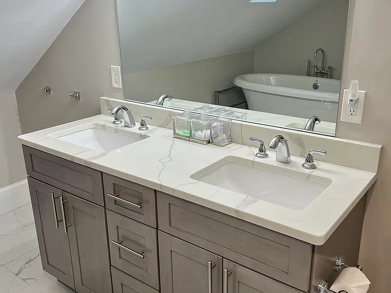 12 Pearl St #2 — Photo 15