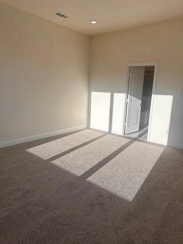 Building Photo - 905 Tartane Dr
