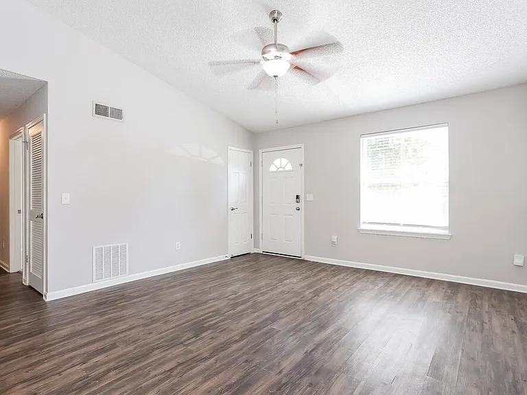 3695 Deer Crossing Pl — Photo 4