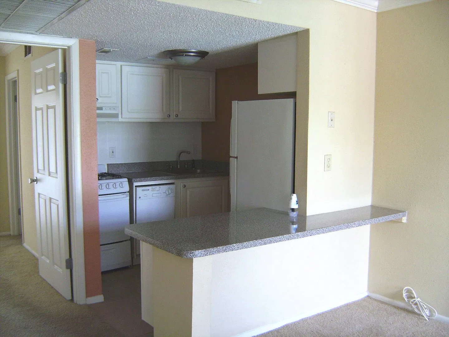 1bed/1bath Condo - Walk To Uptown Altamonte! — Photo 3