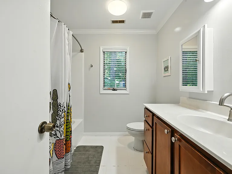 4002 Westfield Dr — Photo 32