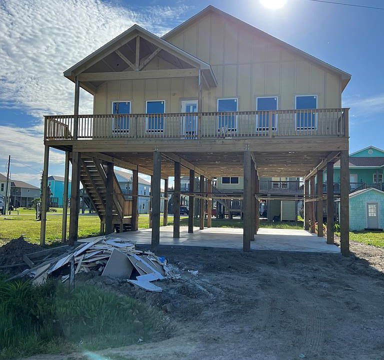 1st image of 963 S Cove Dr