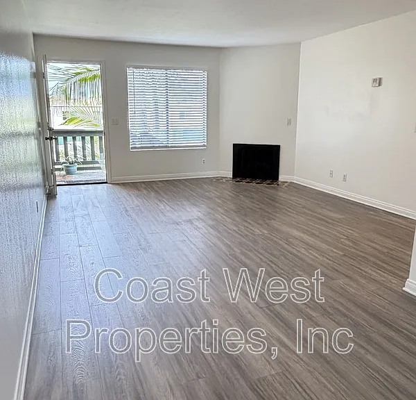485 Chestnut Ave E — Photo 3