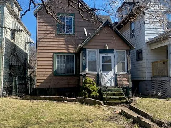 617 Jefferson St, Gary, IN 46402