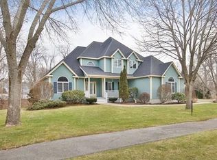 4 Emily Ln, Danvers, MA 01923