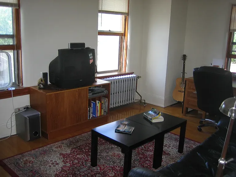 590 Holly Ave — Photo 13