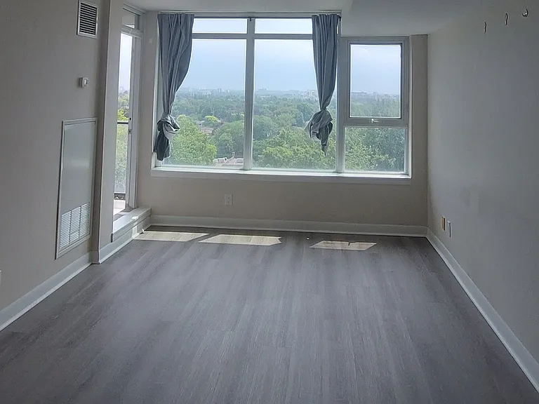 190 Borough Dr #1206 — Photo 2