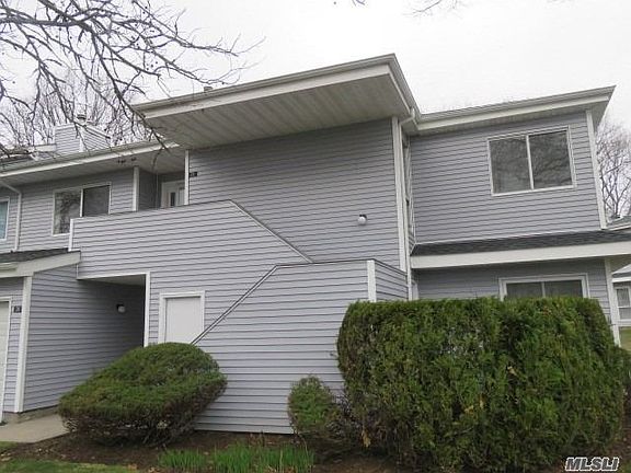 2nd image of 21 Lakeview Dr