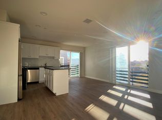 5544 1/2 Romaine St, Los Angeles, CA 90038