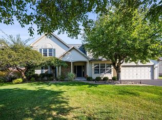 32 Barkwood Ln, Spencerport, NY 14559
