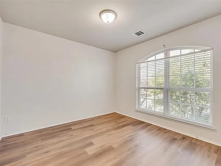 5300 Gadsden Ave — Photo 17