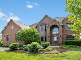 11N440 Hunter Trl, Elgin, IL 60124