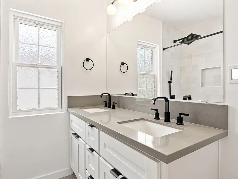 1041 Rose Ave — Photo 23