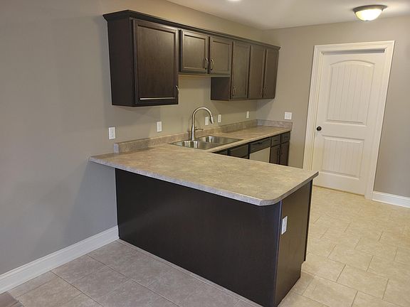 4th image of 6050 Lauren Ln