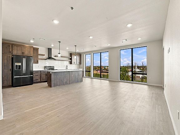 3rd image of 4470 24th Ave S #406