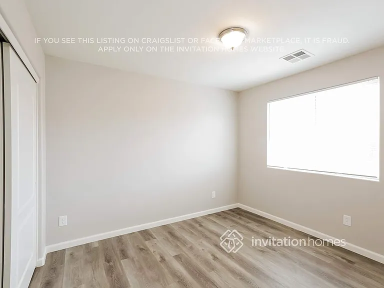 7233 S 39th Way — Photo 11