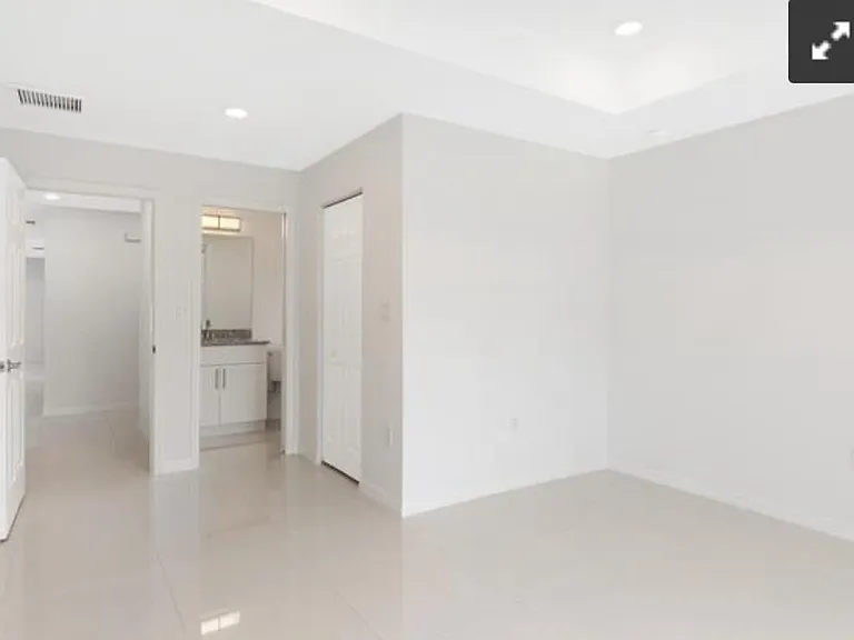 4612 27th St SW — Photo 18