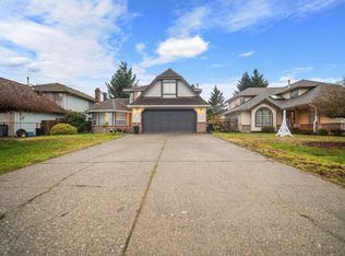 18592 62nd Ave, Surrey, BC V3S 7R1